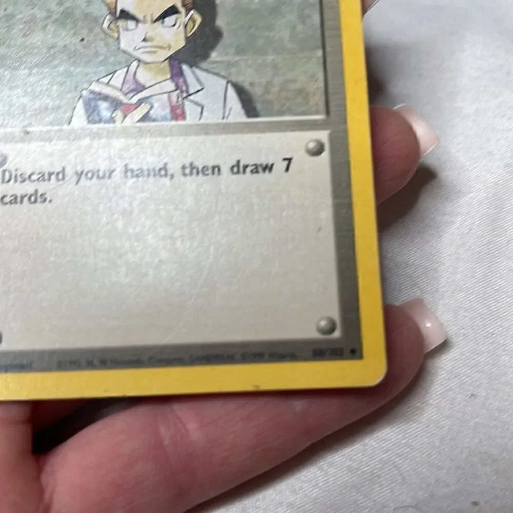 Pokémon Professor Oak 88/102 Trading Card.